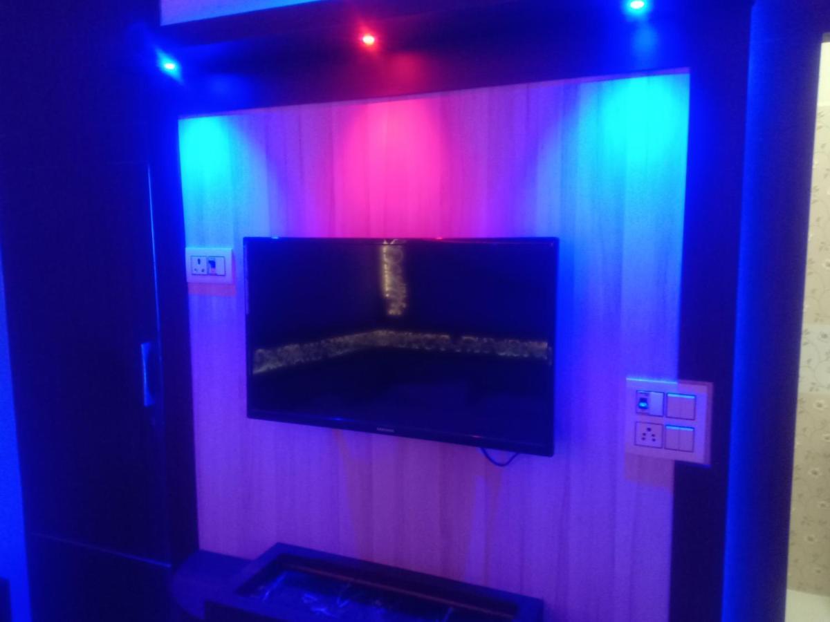 Hn Palace Homestay 阿格拉 外观 照片