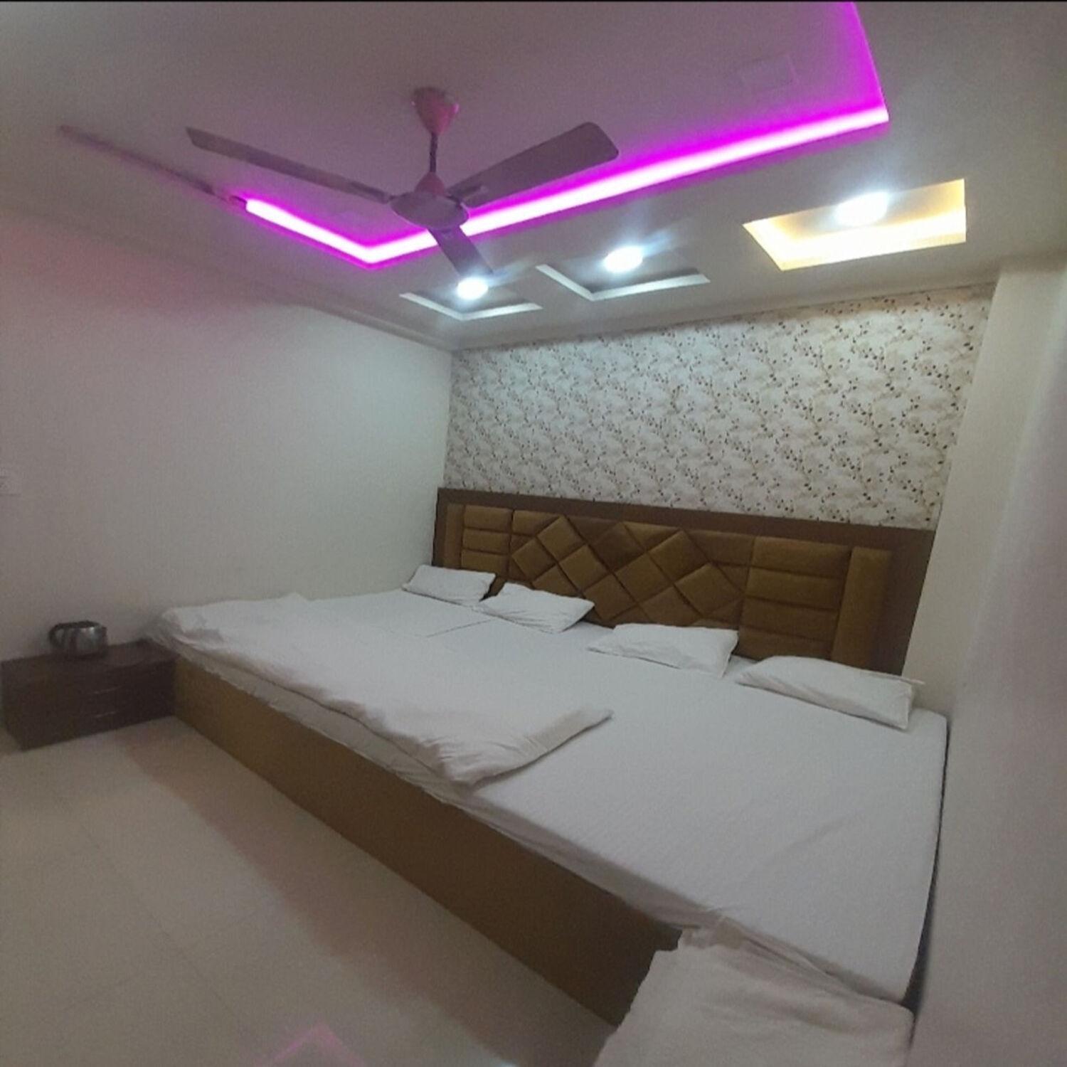 Hn Palace Homestay 阿格拉 外观 照片